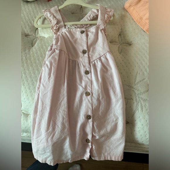 6 toddler dresses $35 sizes 2T one of them 18-24 months carters, target macys - Picture 4 of 6